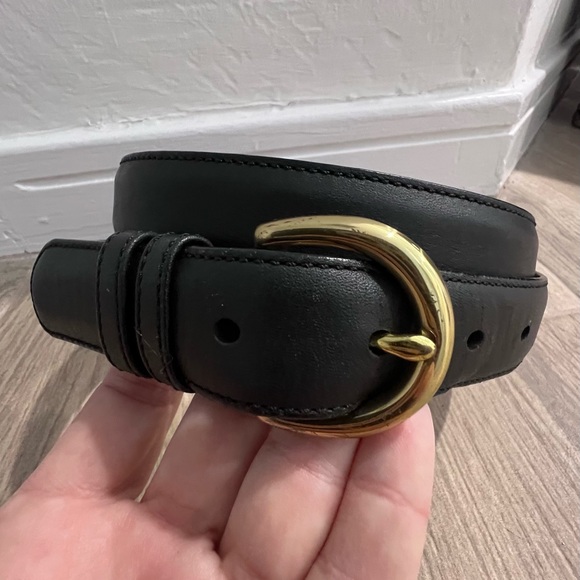 COACH Leather Belt Brass Buckle Women's 1" Wide Size Large Classic 90s Era Vibe - Picture 2 of 11